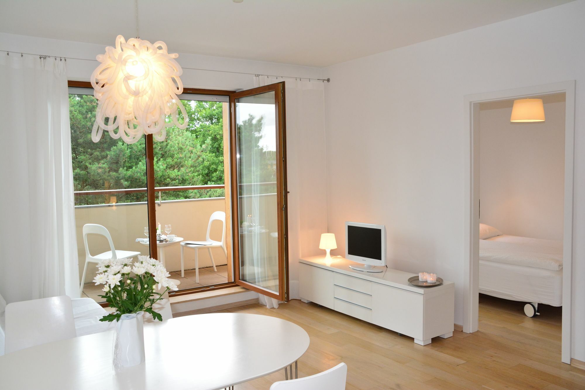 Apartament Pod Sosnami Ustka Exterior foto